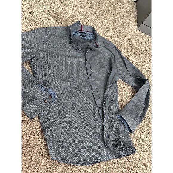 RW&Co fitted button down textured collar dress shirt - Picture 3 of 3